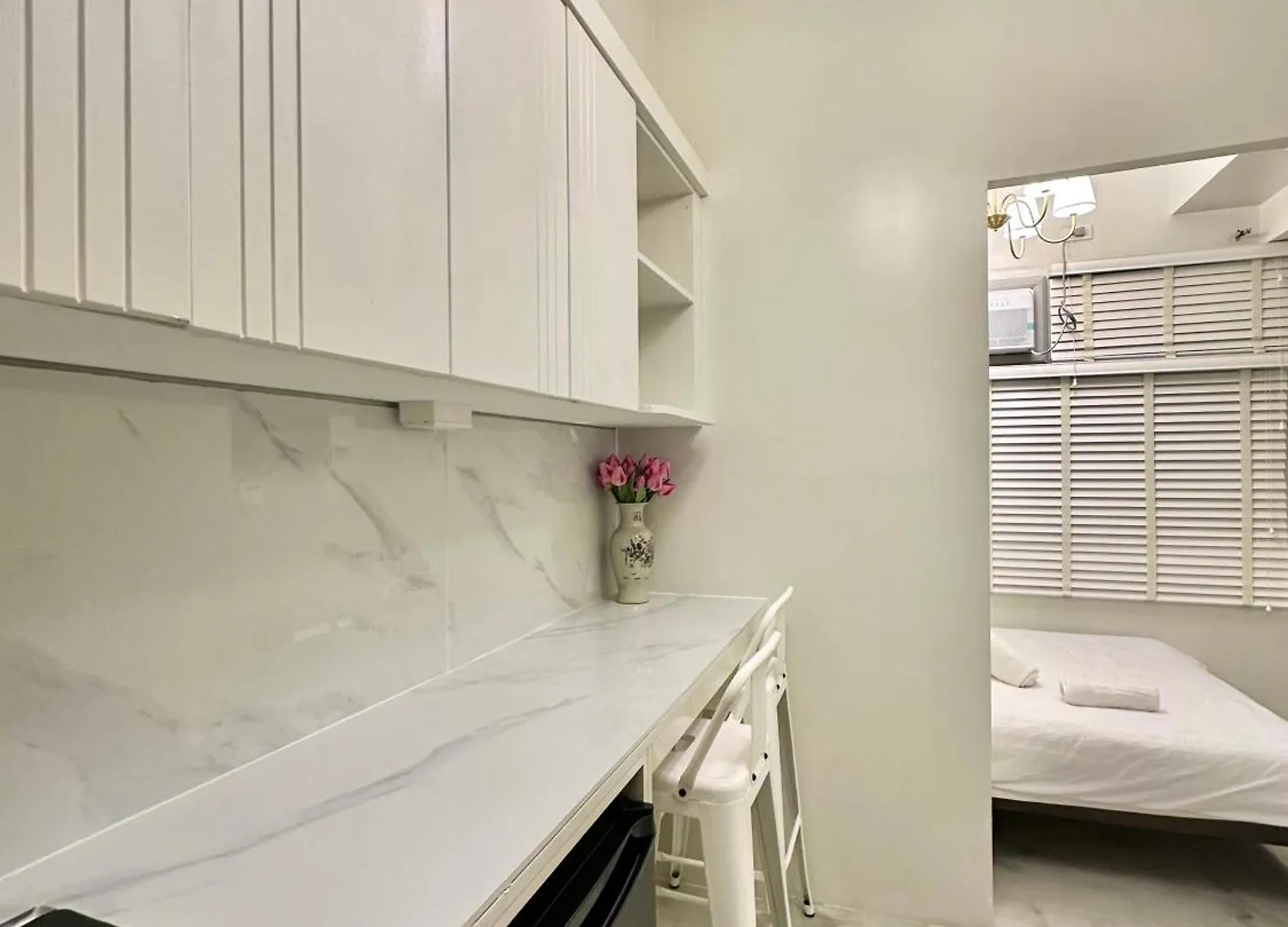 Studio Two Condominium, Alabang Northgate Cyberzone, Gray-Fiber Wi-Fi Netflix Ready Manila 0*,  Philippines
